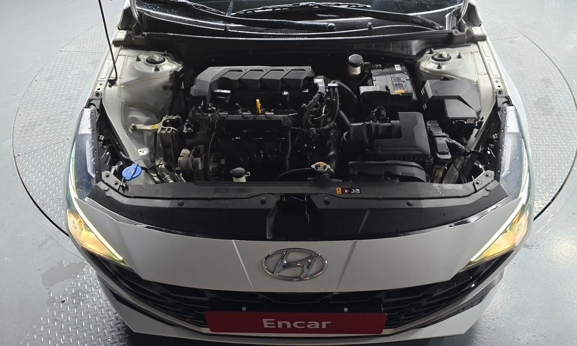 Hyundai AVANTE 2022