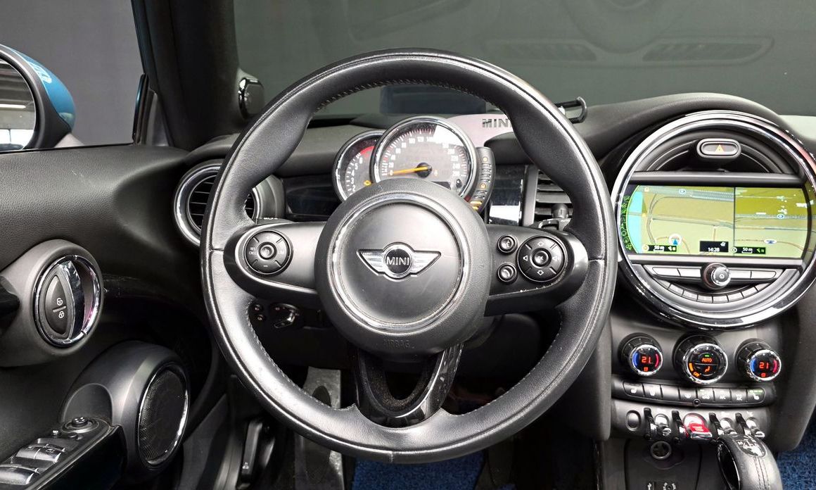 Mini Cooper Convertible 2016