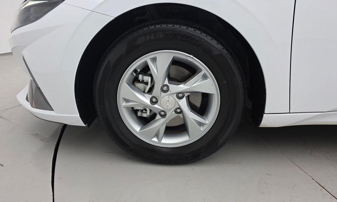 Hyundai AVANTE 2023