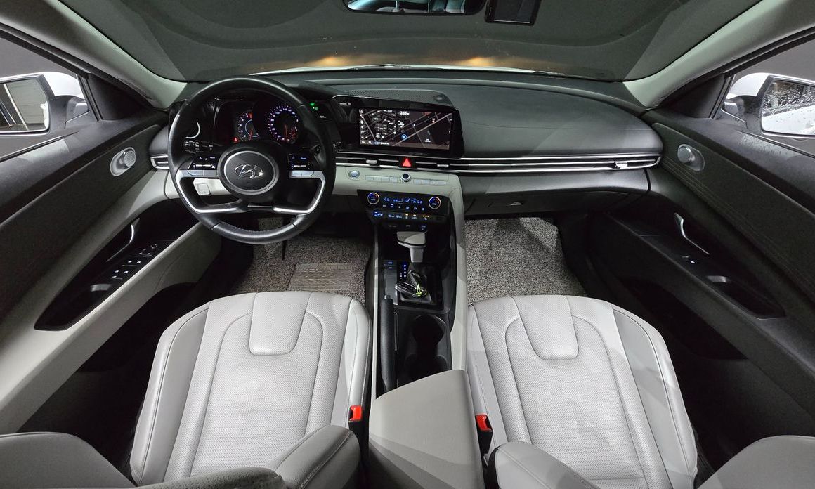 Hyundai AVANTE 2022