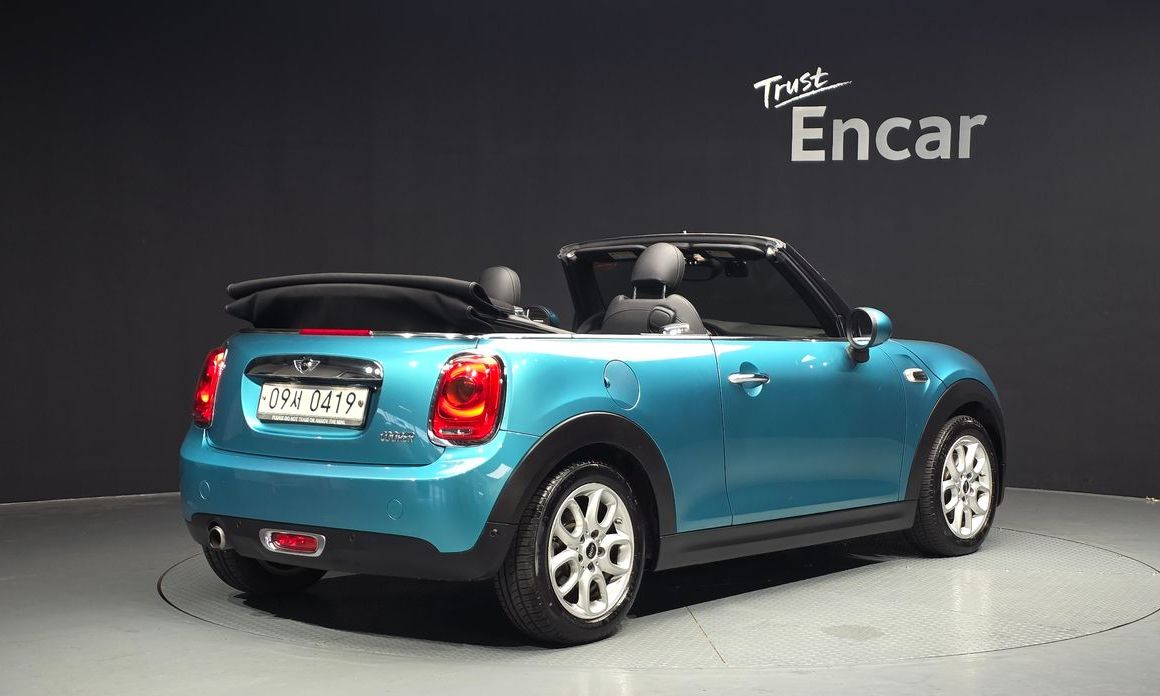 Mini Cooper Convertible 2016