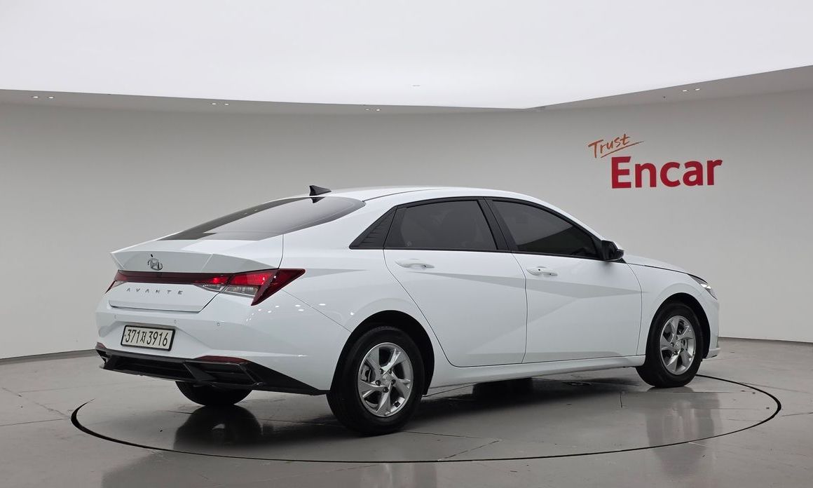 Hyundai AVANTE 2023