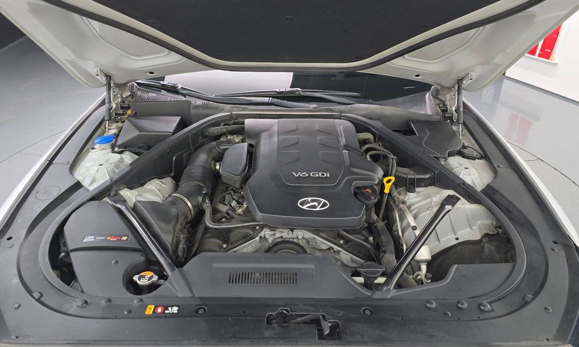 Hyundai Genesis 2014