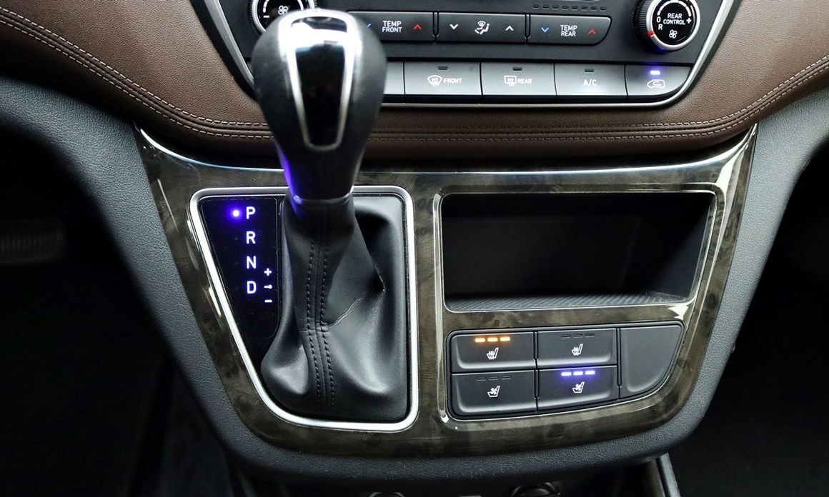 Hyundai Starex 2019