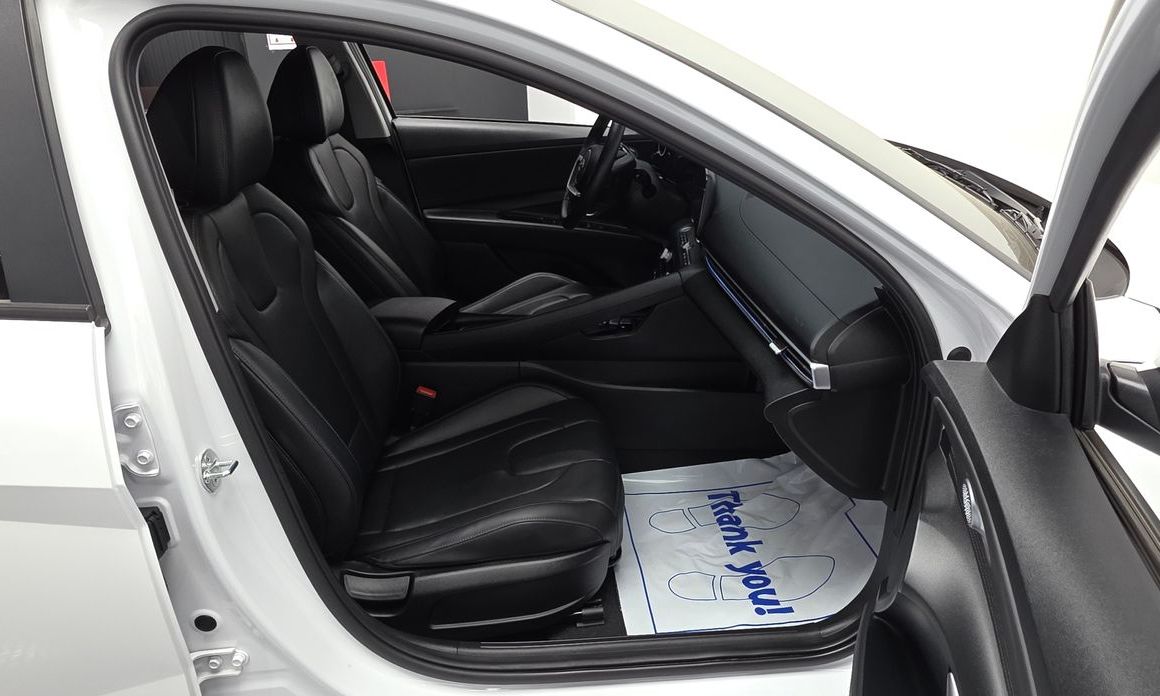 Hyundai AVANTE 2021