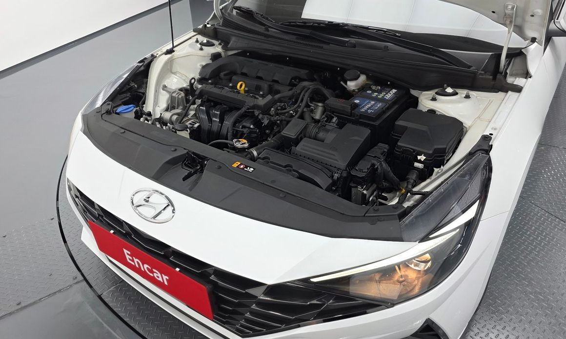 Hyundai AVANTE 2021