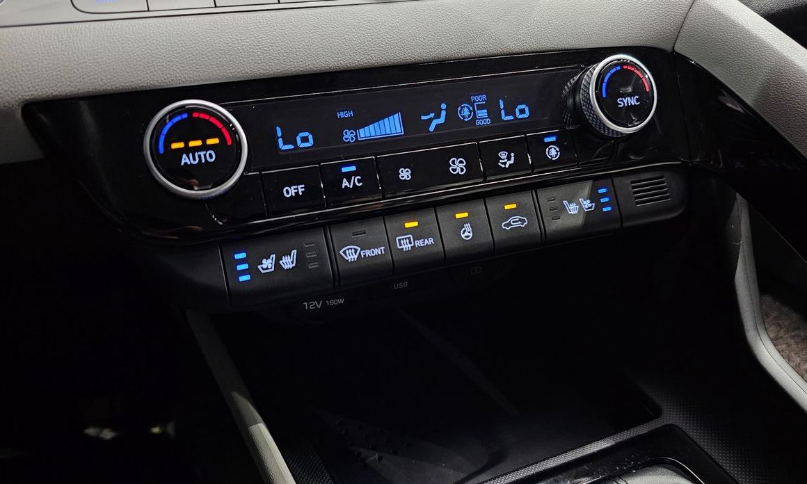 Hyundai AVANTE 2021