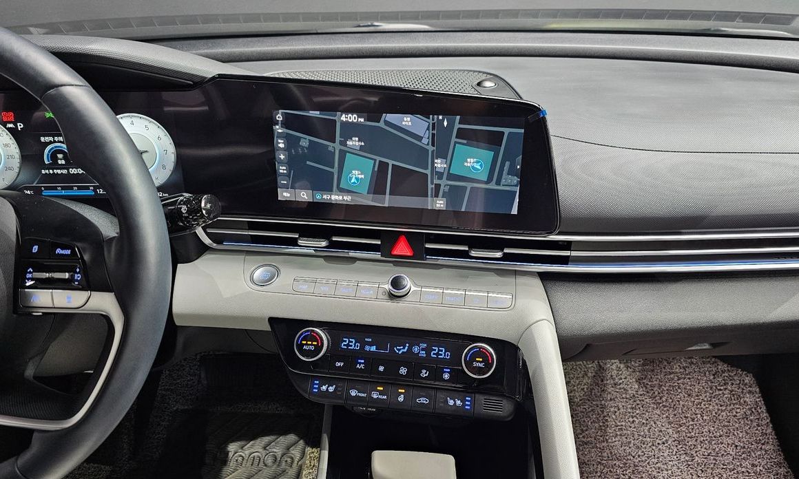 Hyundai AVANTE 2021