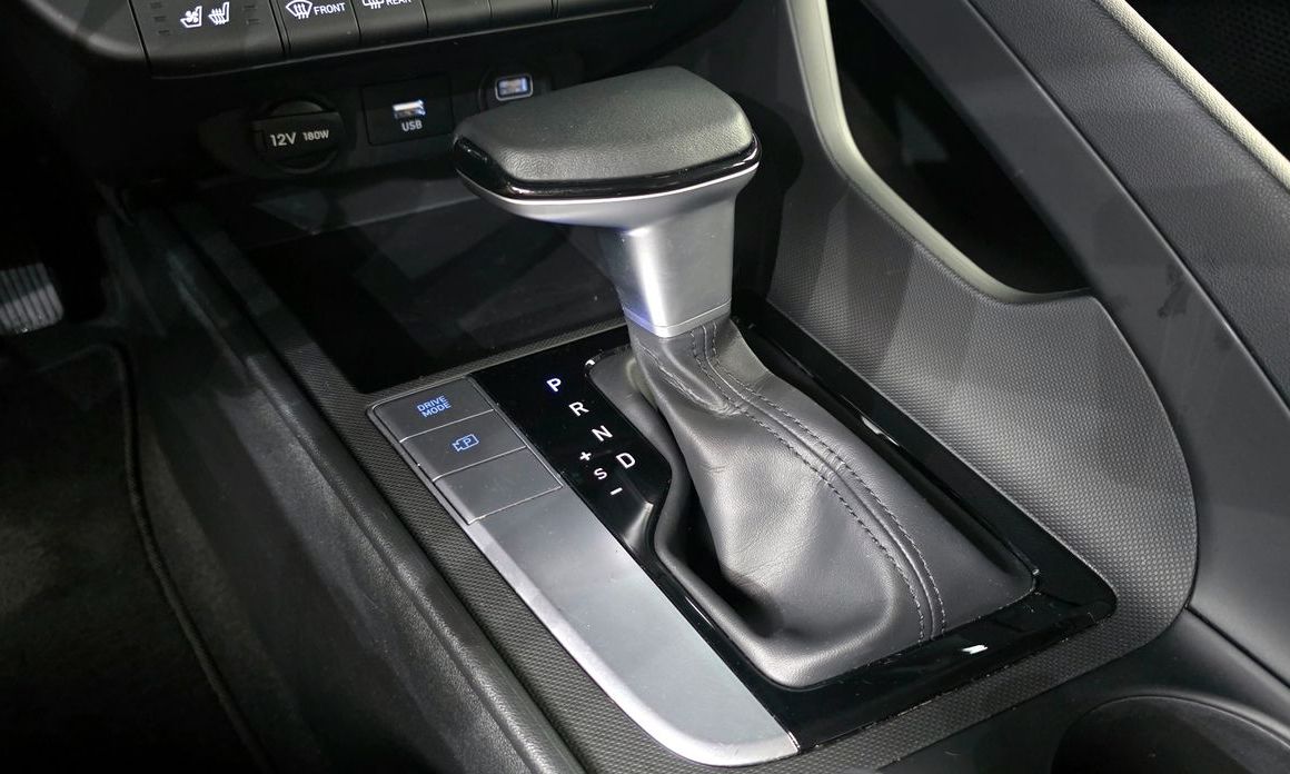 Hyundai AVANTE 2022