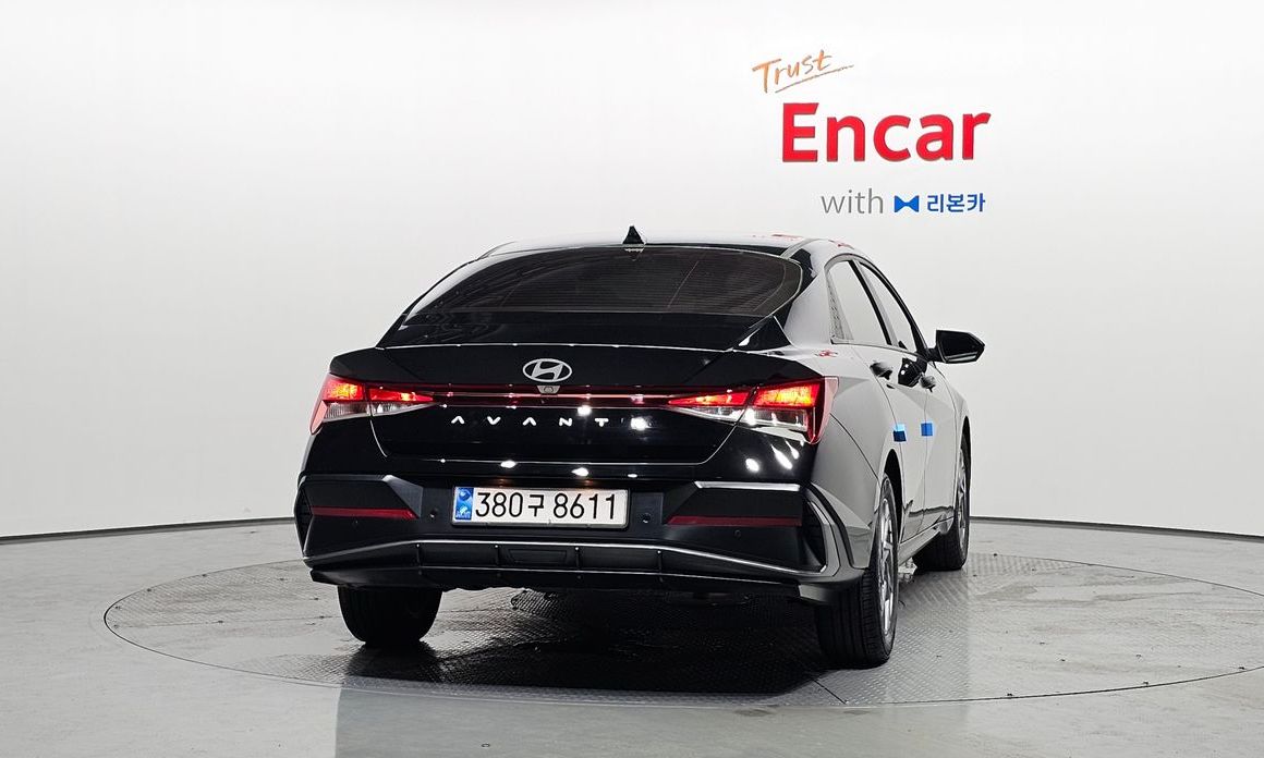 Hyundai AVANTE 2025