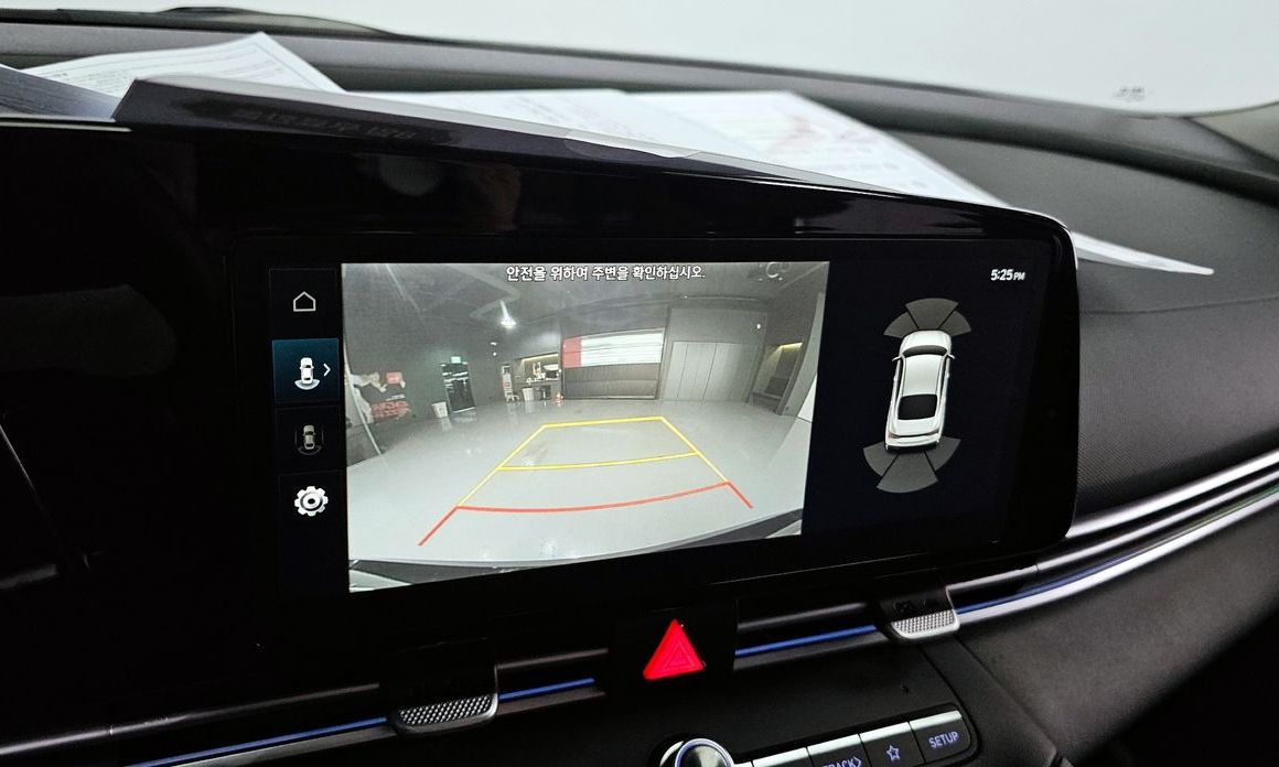 Hyundai AVANTE 2025