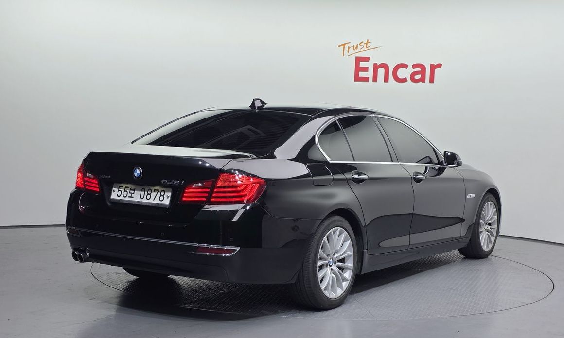 BMW 5-Series 2016
