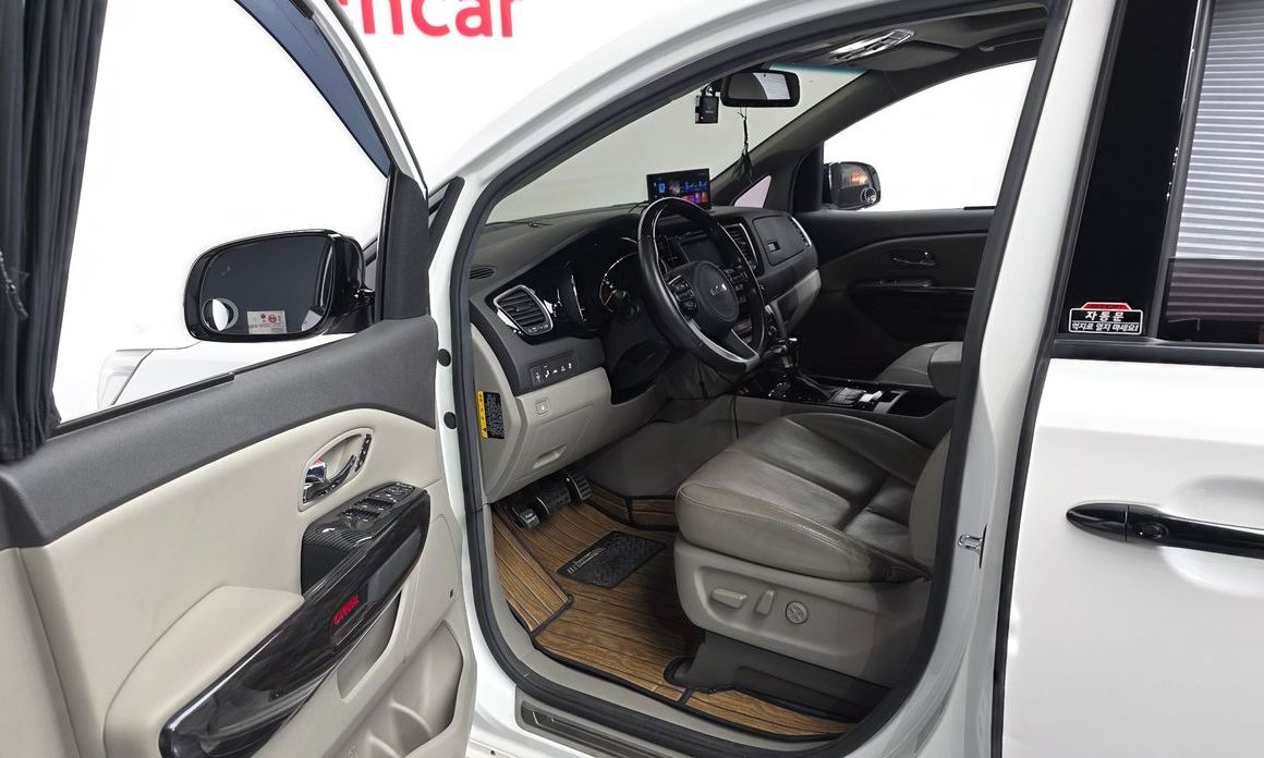 Kia Canival 2017