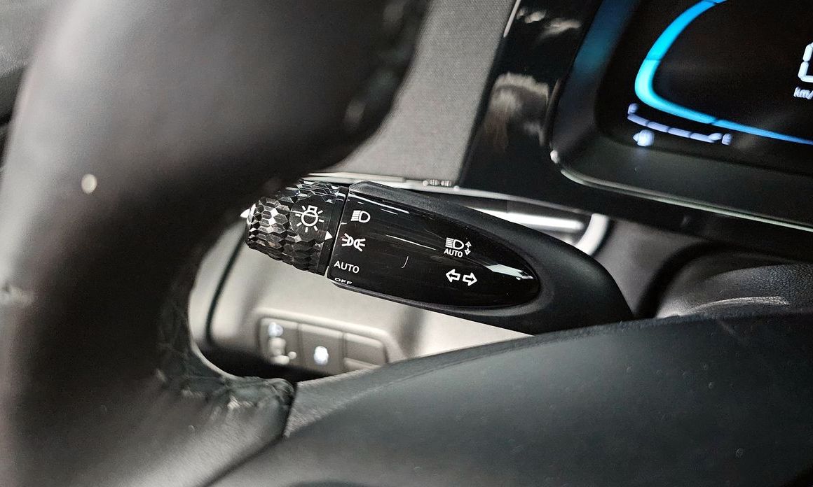 Hyundai AVANTE 2025