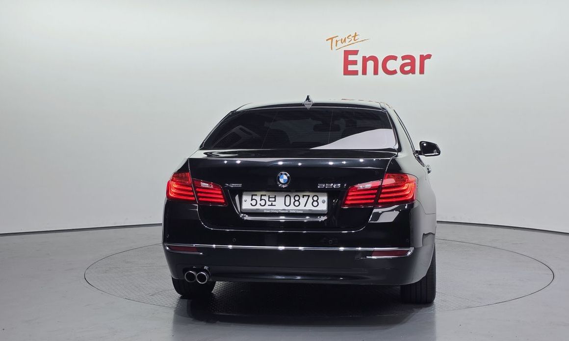 BMW 5-Series 2016