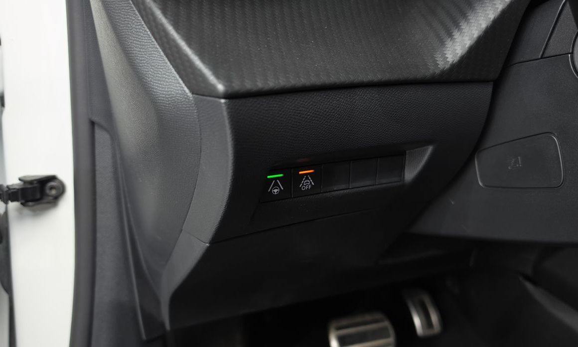 Peugeot 208 2022