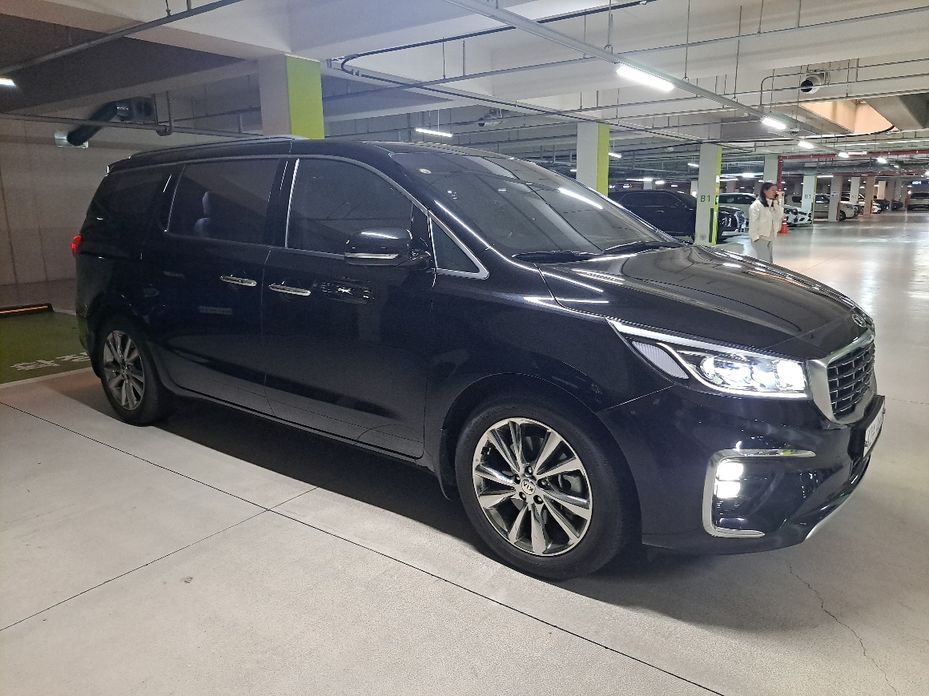 Kia Canival 2019