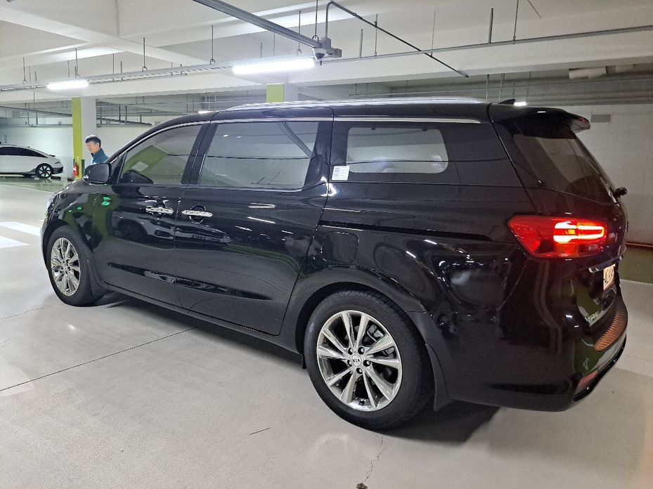 Kia Canival 2019