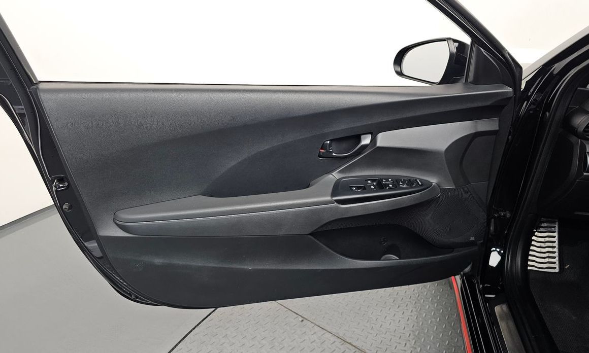 Hyundai Veloster 2022