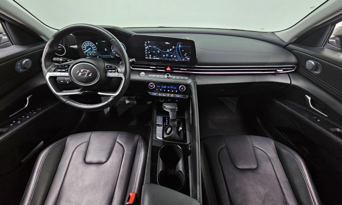 Hyundai AVANTE 2023
