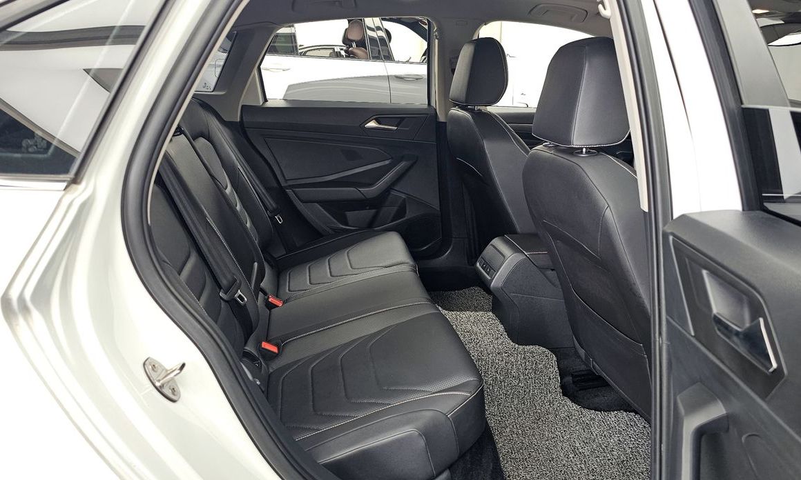 Volkswagen Jetta 2023