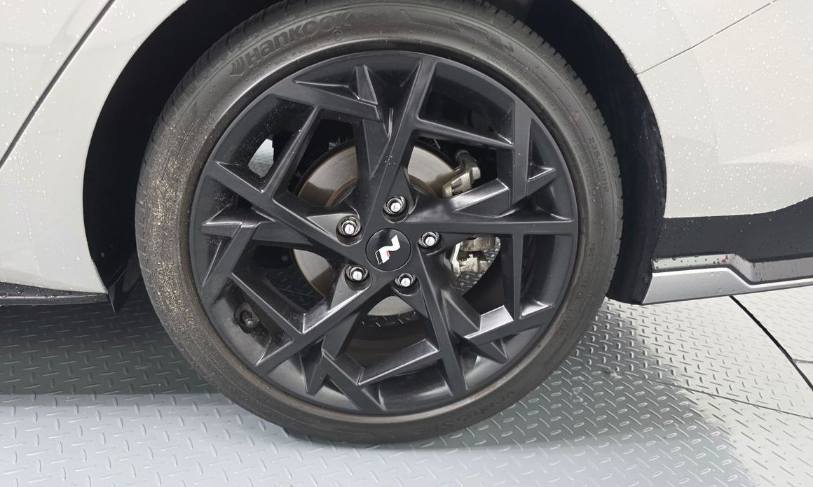 Hyundai AVANTE 2024