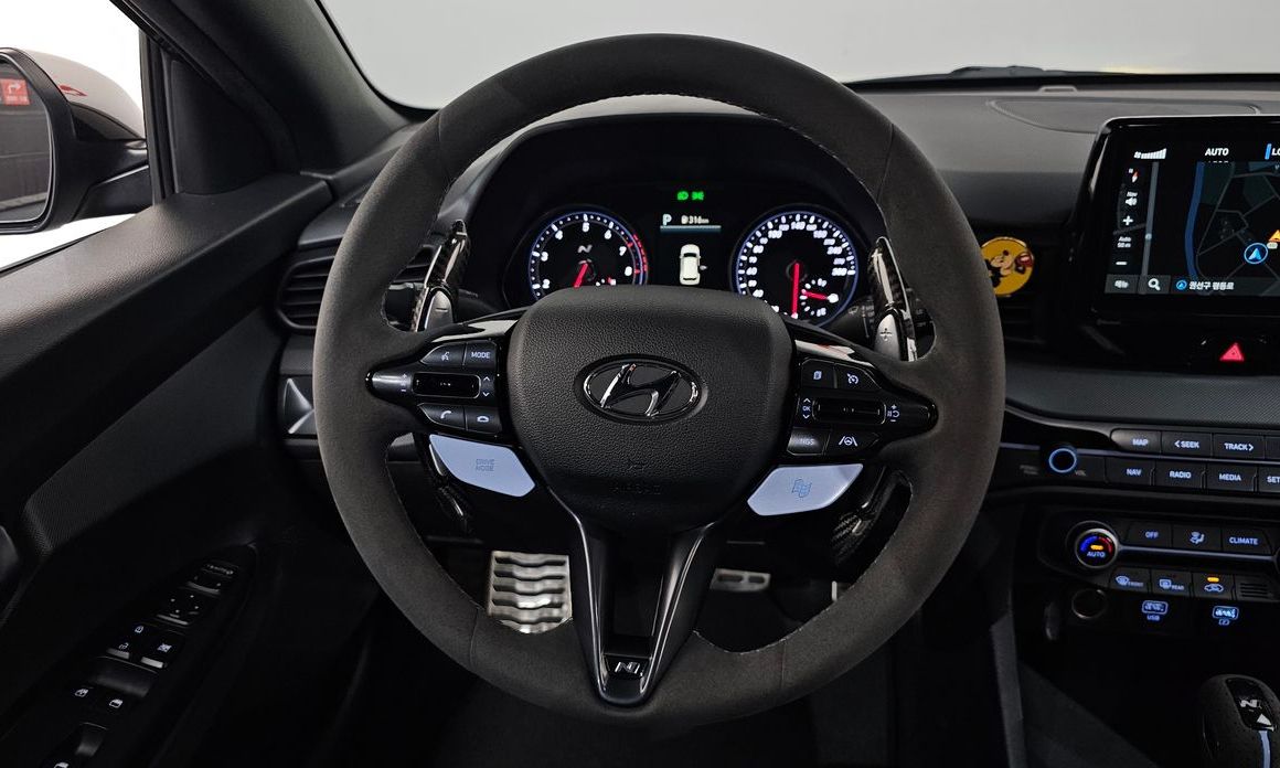 Hyundai Veloster 2022