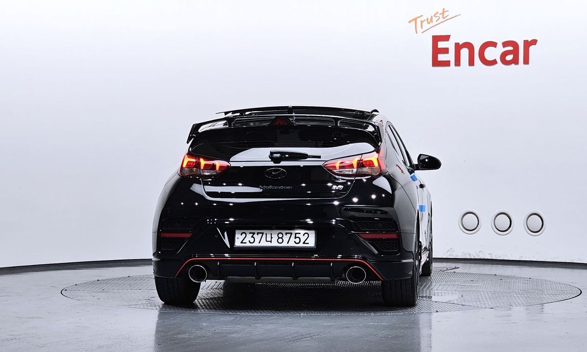 Hyundai Veloster 2022