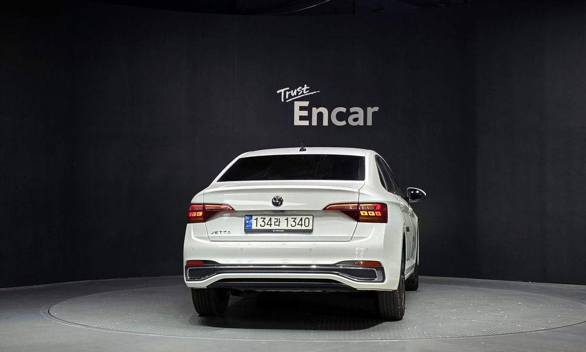 Volkswagen Jetta 2023