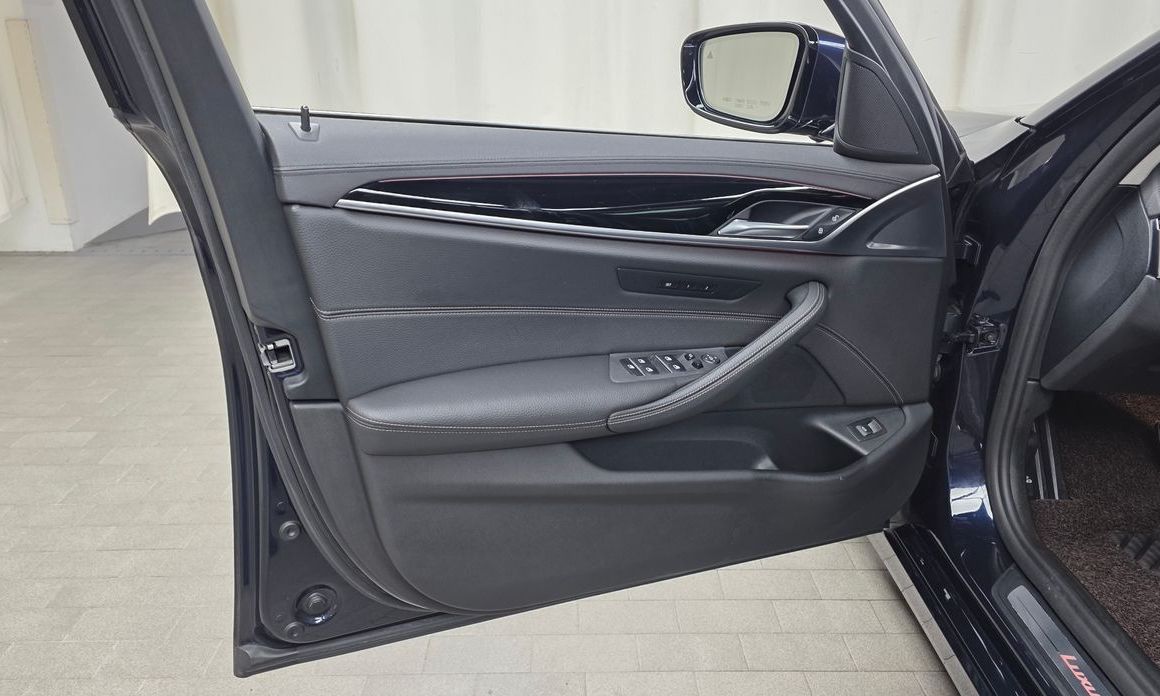 BMW 5-Series 2018