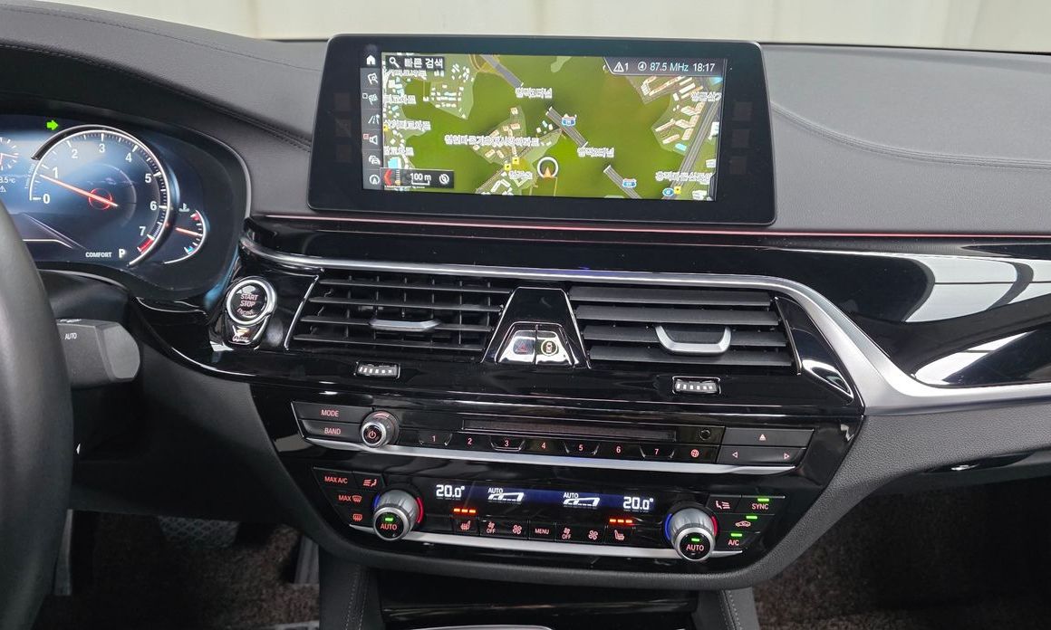 BMW 5-Series 2018
