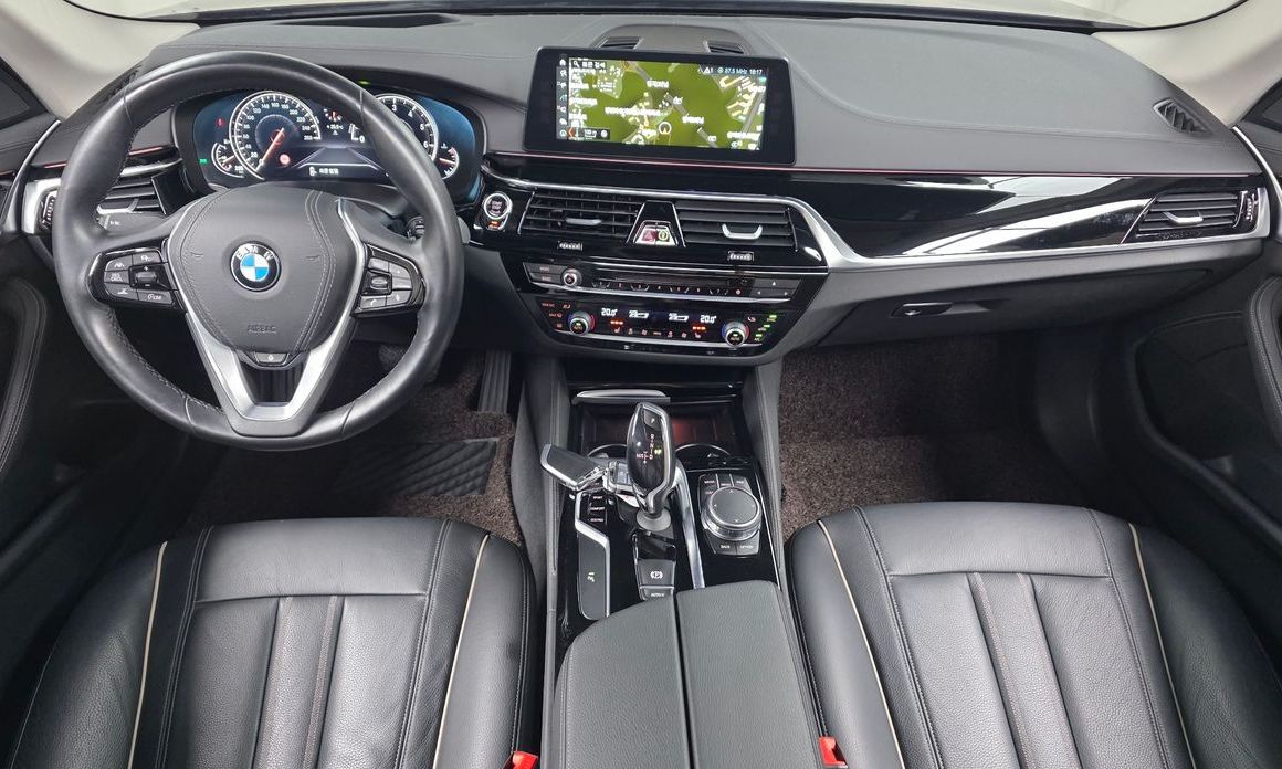 BMW 5-Series 2018