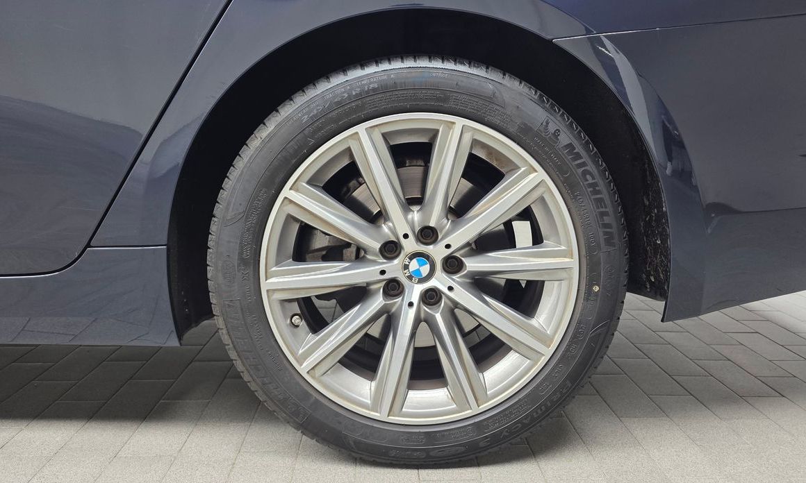 BMW 5-Series 2018