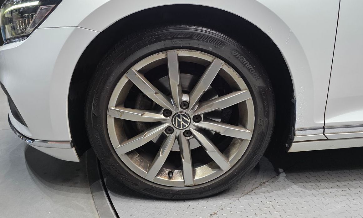 Volkswagen Passat 2021