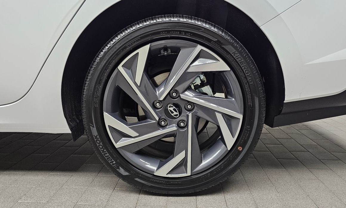Hyundai AVANTE 2026