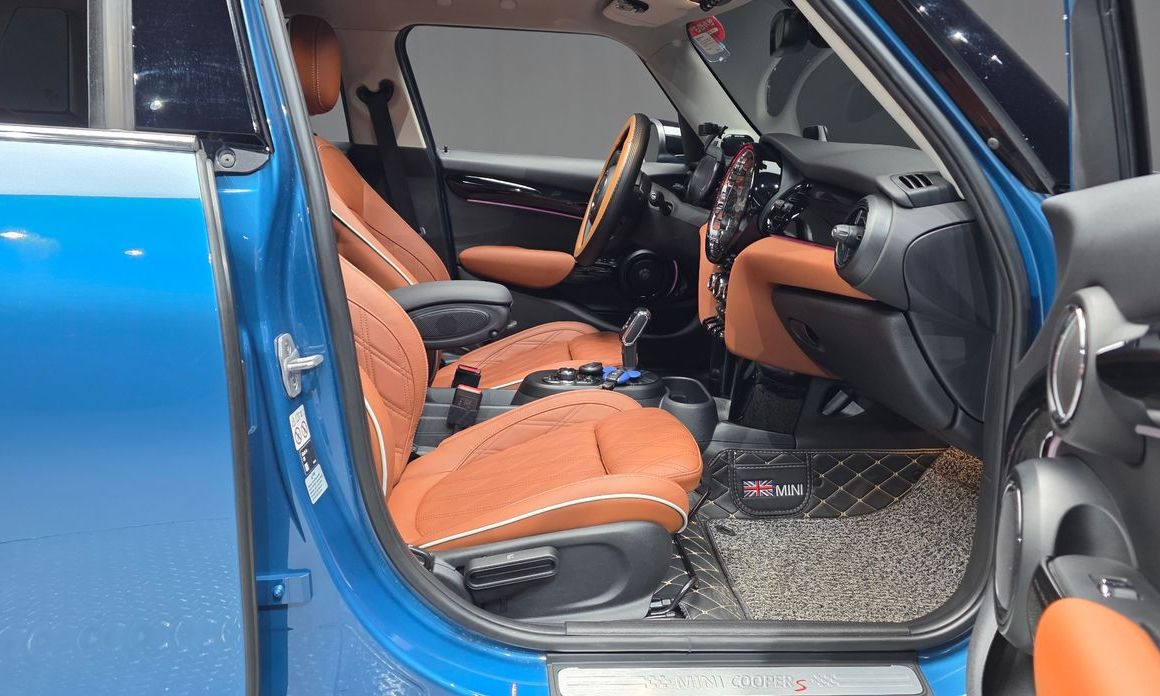 Mini Cooper 2024