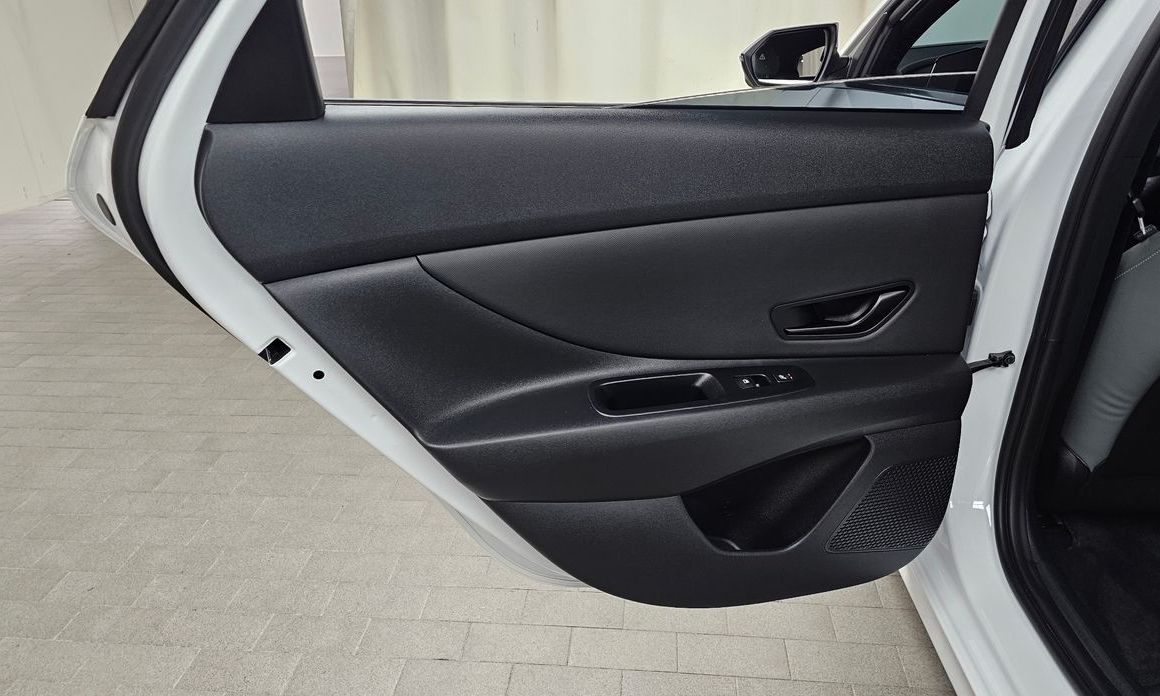 Hyundai AVANTE 2026