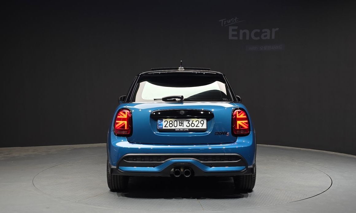 Mini Cooper 2024