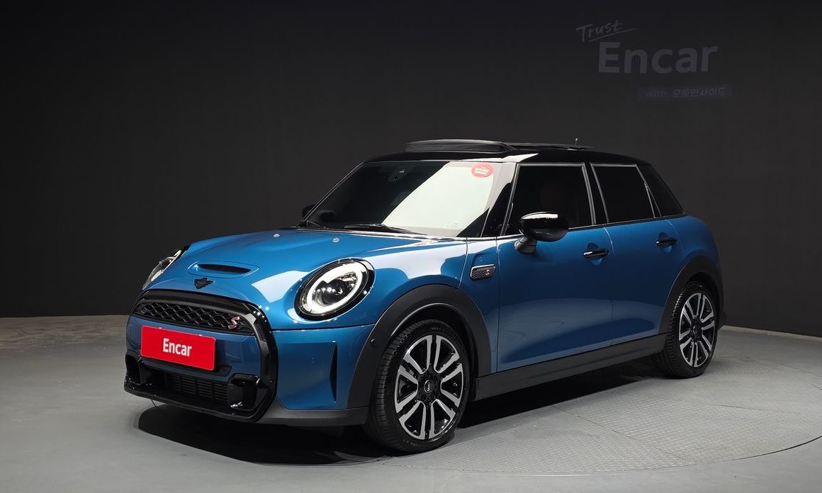 Mini Cooper 2024