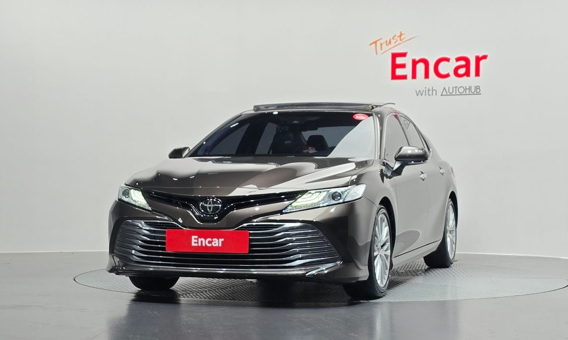 Toyota Camry 2019