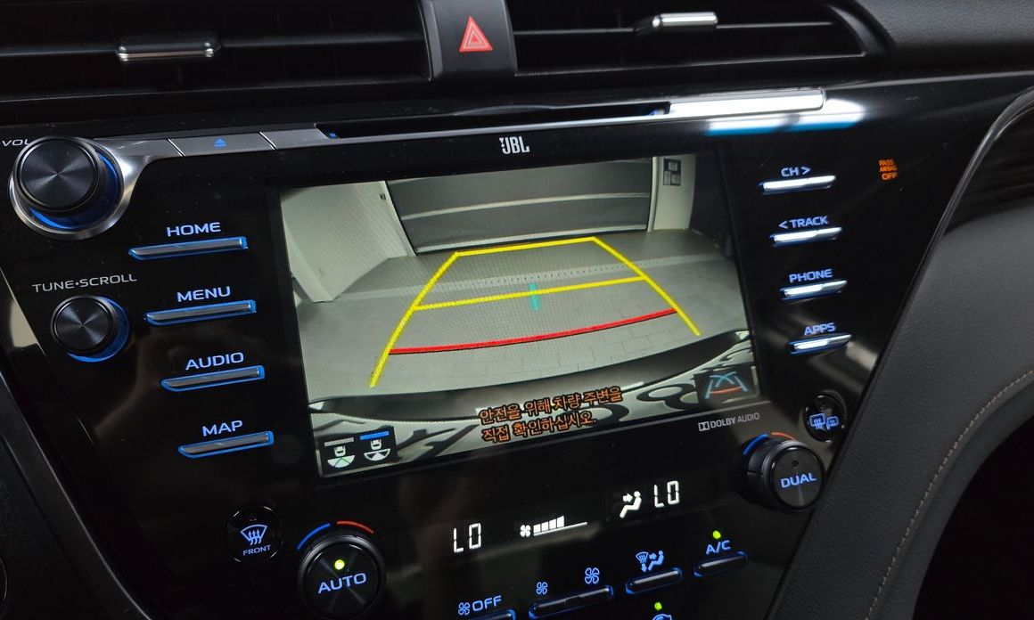 Toyota Camry 2019