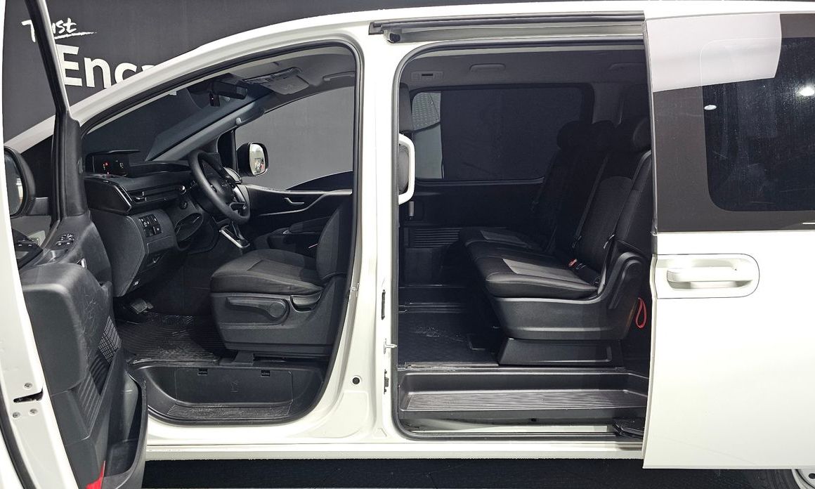 Hyundai Staria 2024