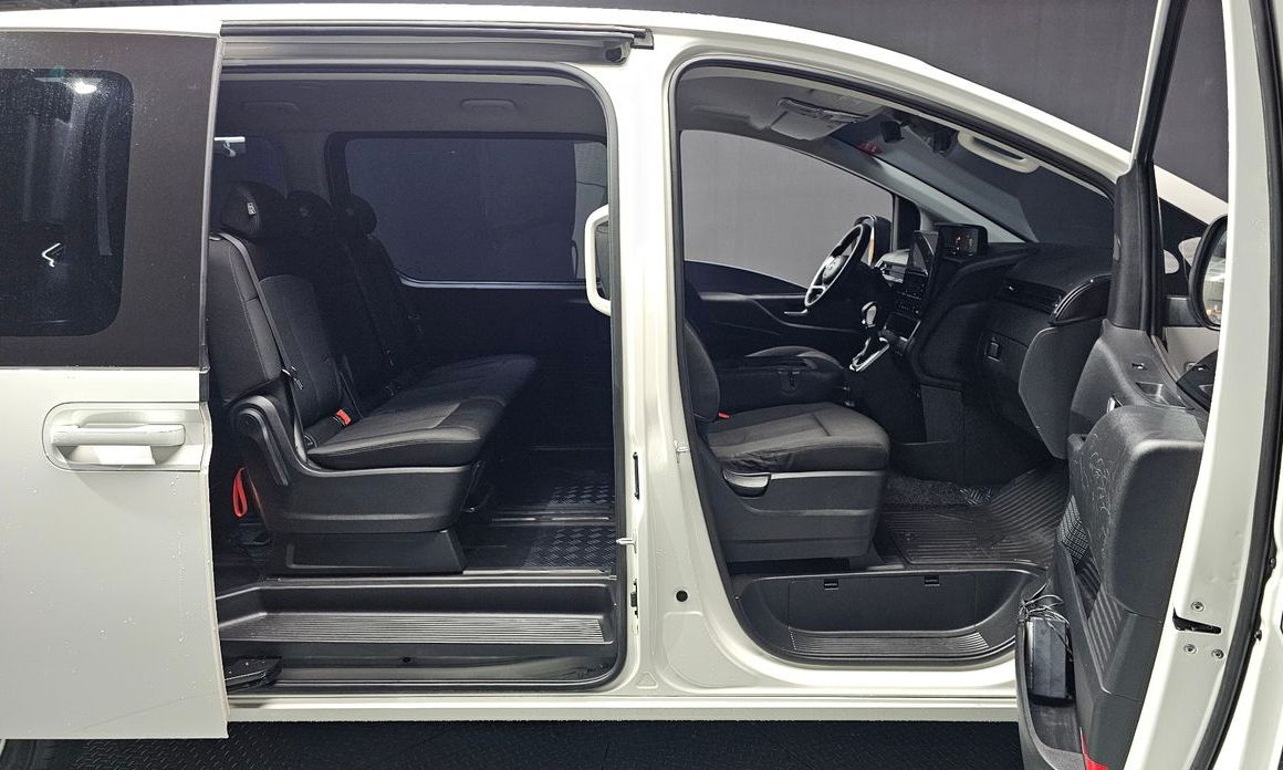 Hyundai Staria 2024