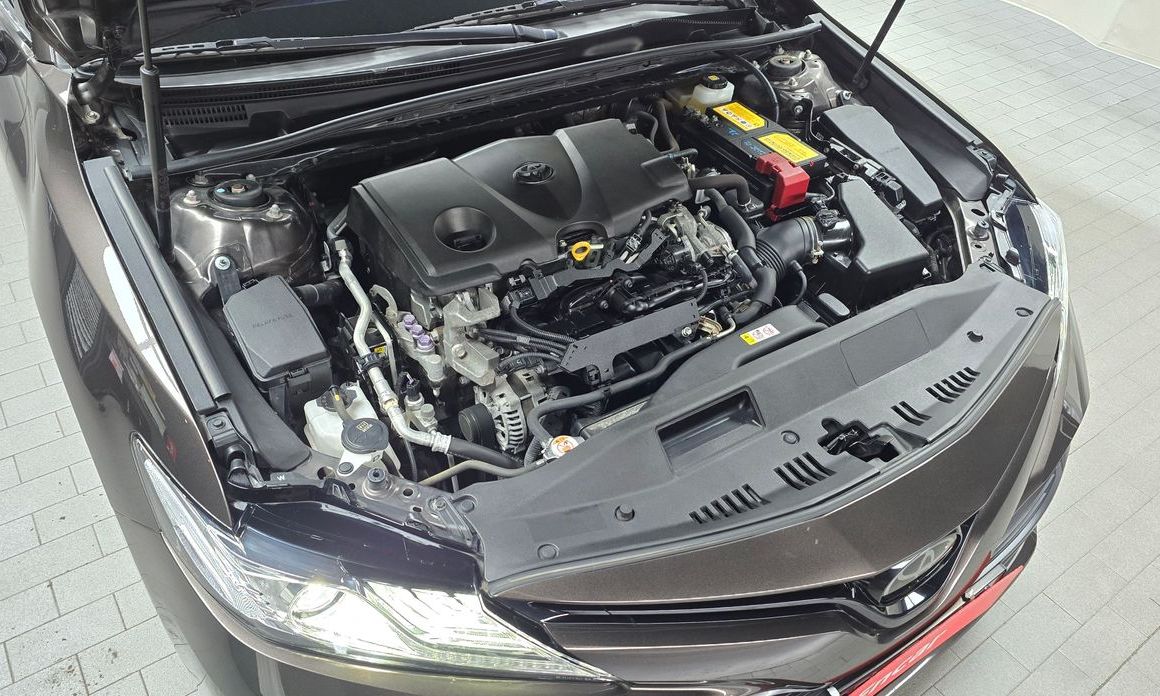 Toyota Camry 2019