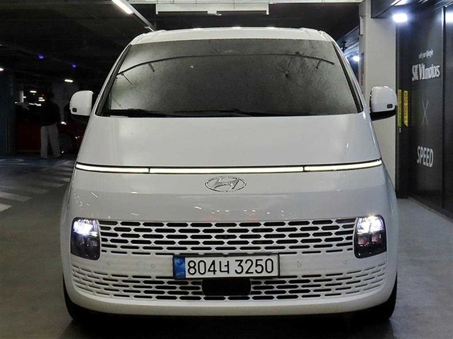 Hyundai Staria 2023