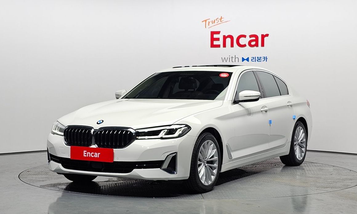 BMW 5-Series 2021