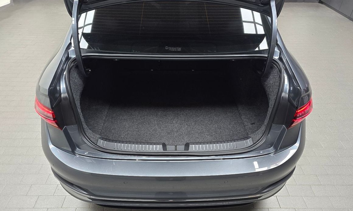 Volkswagen Jetta 2023