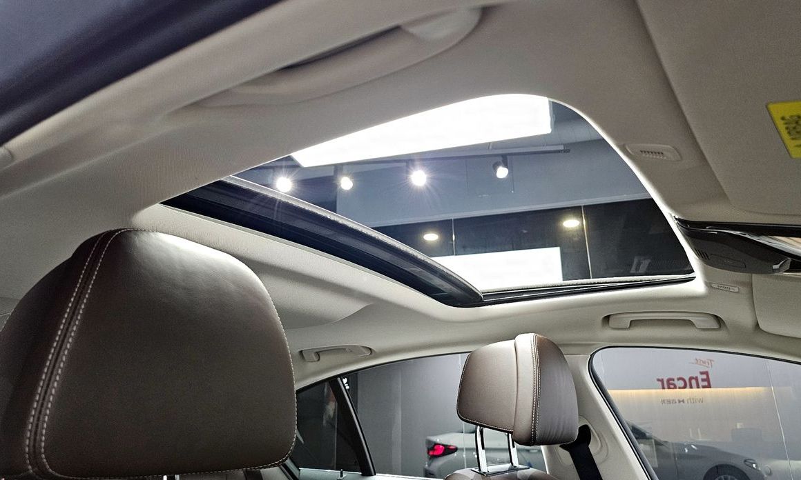 BMW 5-Series 2021