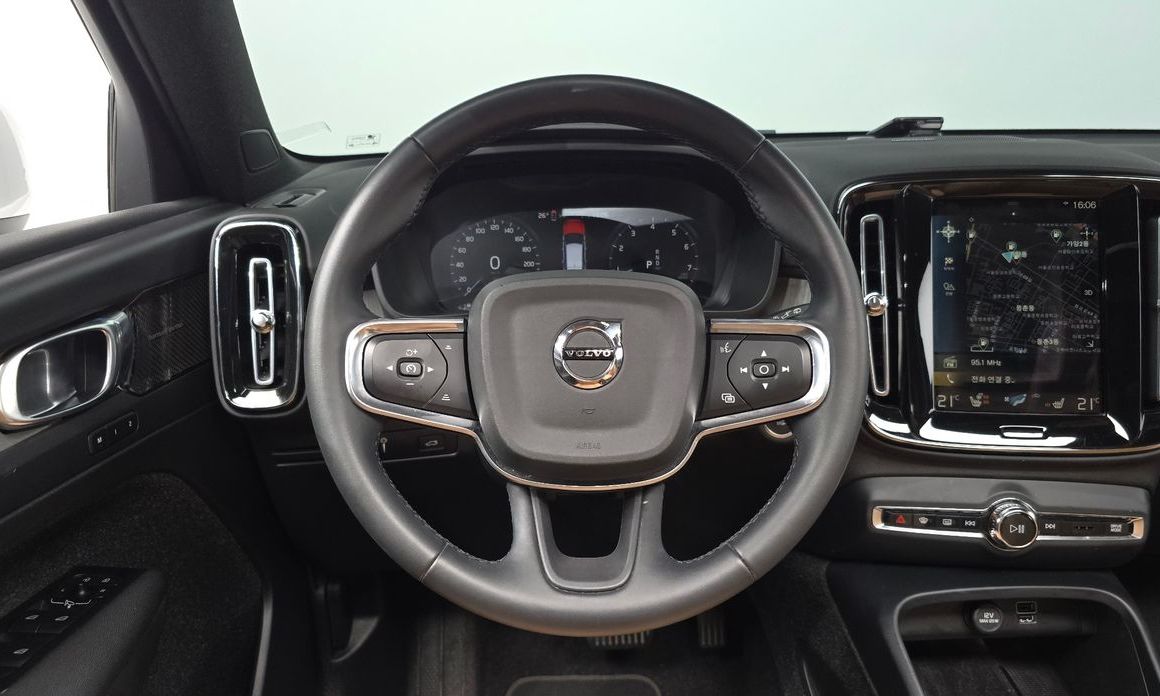 Volvo XC40 2022
