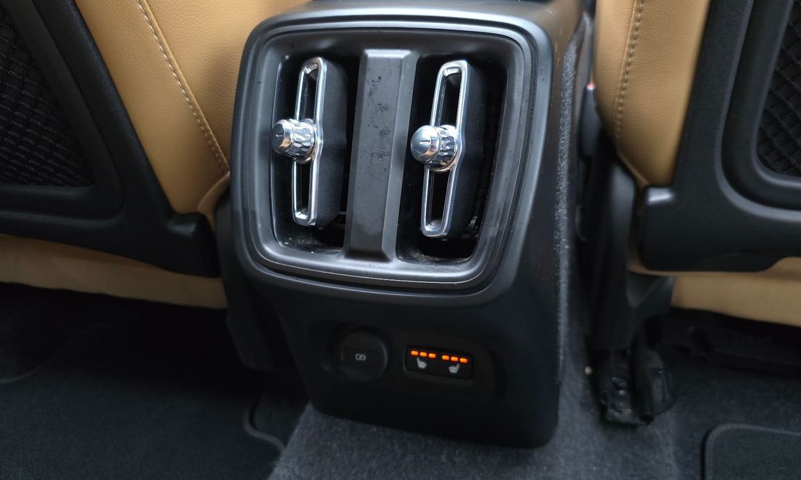 Volvo XC40 2022